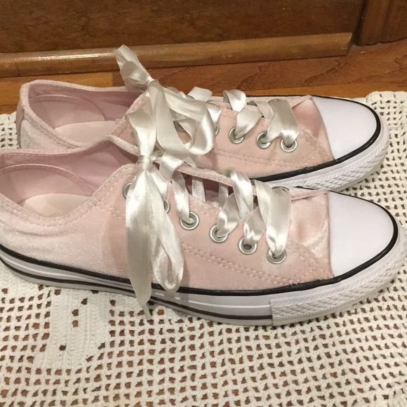 Converse Shoes - Converse Pink Soft velvet tennis shoes sz 7